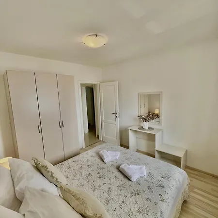 Apartamento Katara *