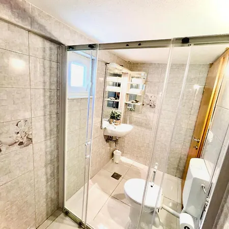 Apartament Katara